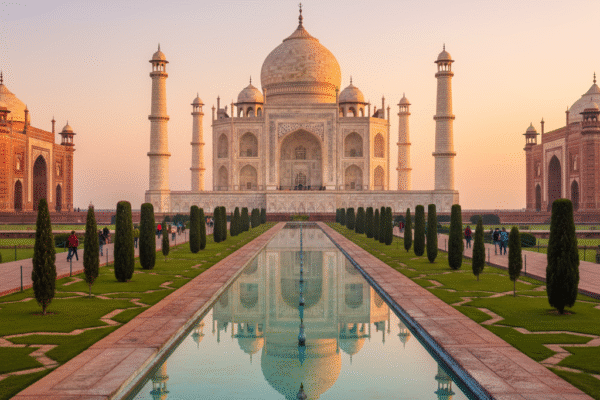 Taj Mahal Complete History